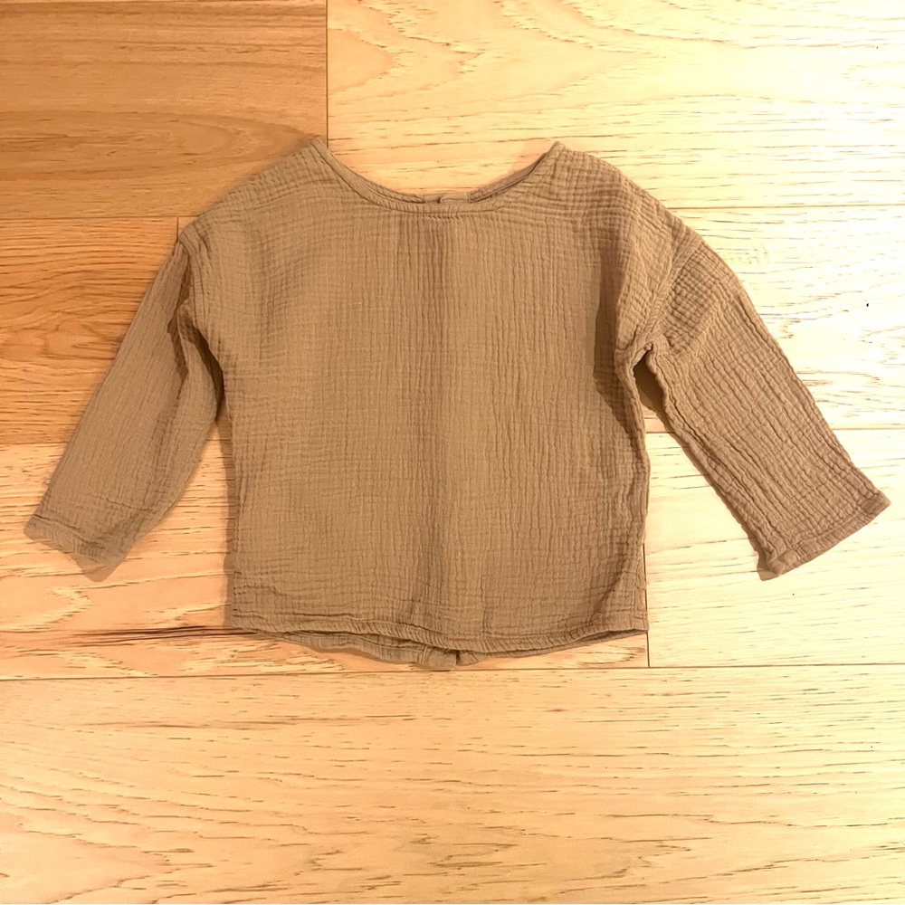 Simple Folk kid’s muslin long sleeve top with button up back